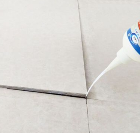 万州瓷砖空鼓维修公司分享卫生间瓷砖脱落的原因可能有以下几点